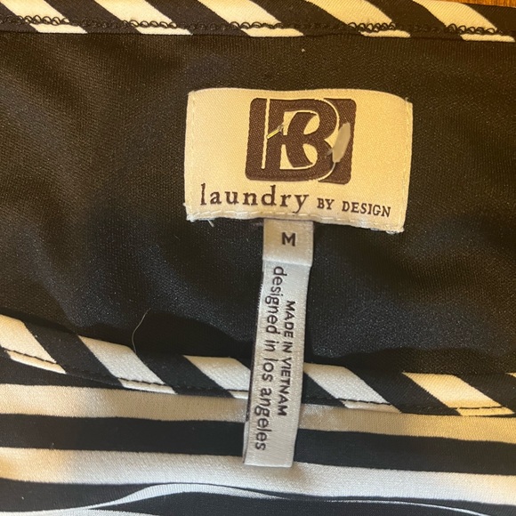 Black and White Striped Laundry by Design Dress Size Medium - Picture 10 of 14